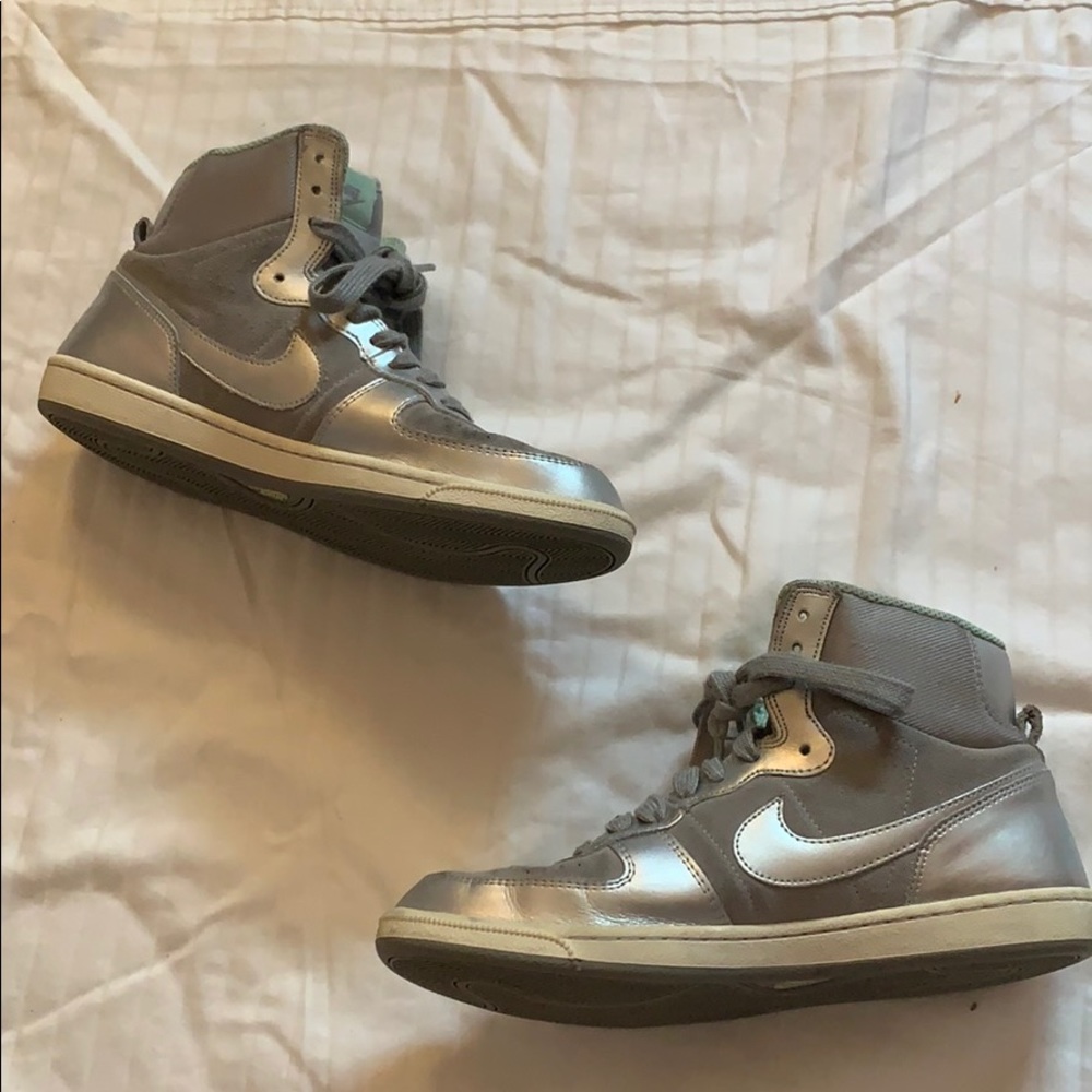Nike Sneakers (Silver and Mint Green)